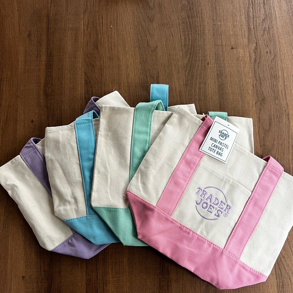 TRADER JOES-Mini Canvas Tote Bag Set Pastels- Pink, Purple, Green, Blue